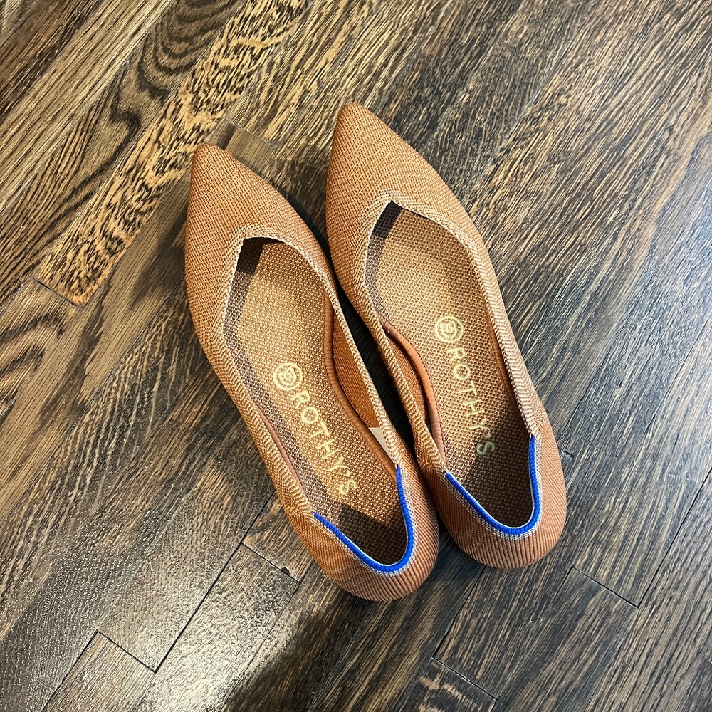 Beige Rothy’s Pointe Flats